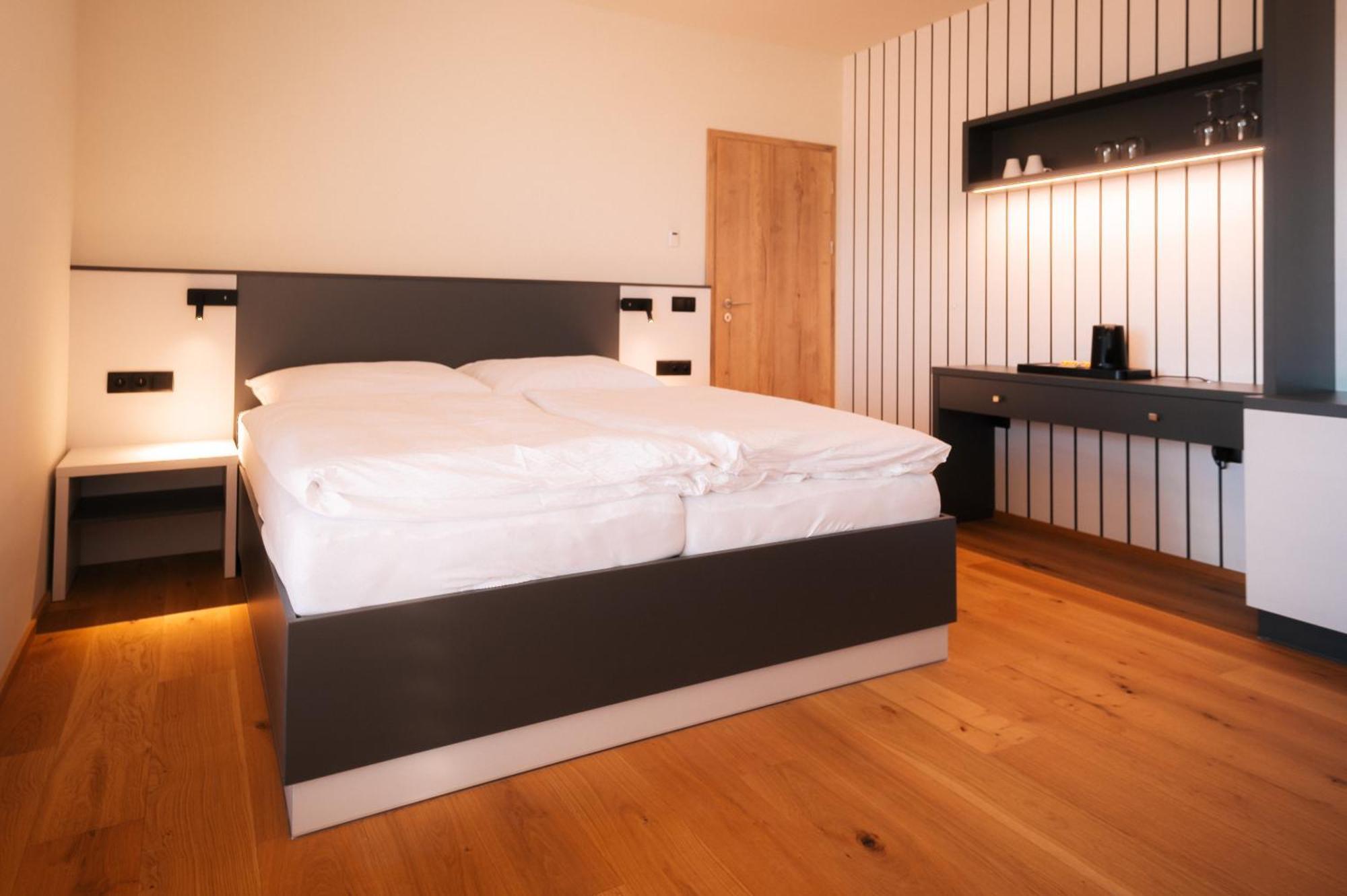 Hotel Mlynicka Zahrada Červená Voda Esterno foto